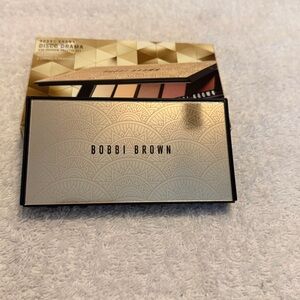 Bobbie Brown Disco Drama Palette BNIB Does not come with eyeliner.